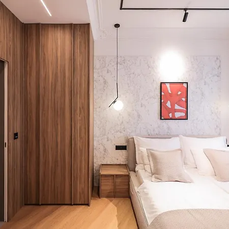 Estium Luxury 3*