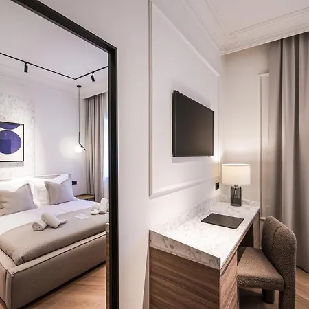 Estium Luxury